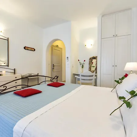 Yades - Sea View - Adults Only 2*