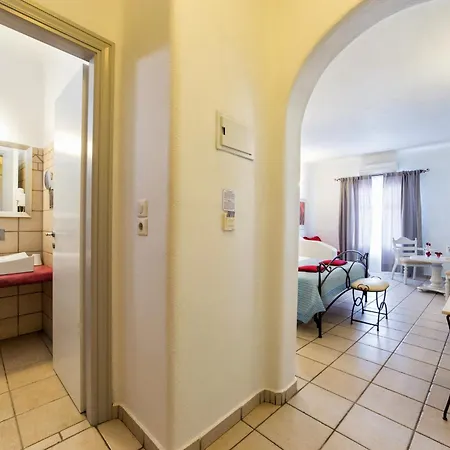 Yades - Sea View - Adults Only 2*