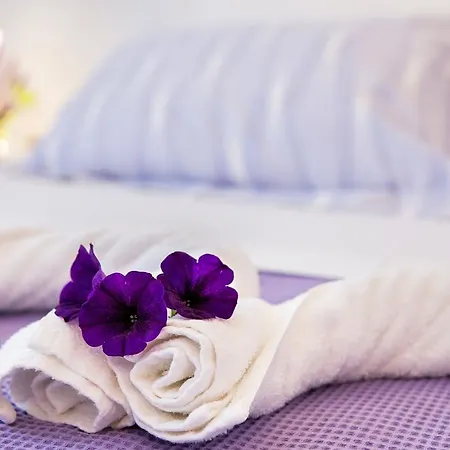 Yades - Sea View - Adults Only 4*